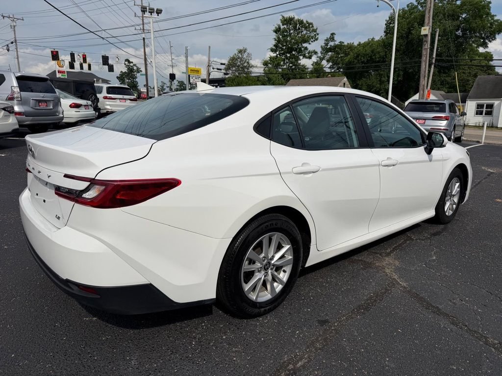 Used 2025 Toyota Camry LE FWD image 6