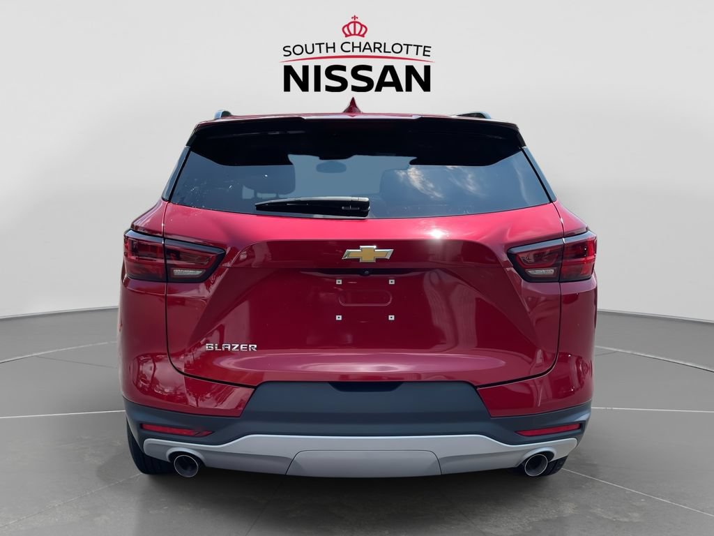 Used 2024 Chevrolet Blazer LT w/ Convenience Package FWD image 5