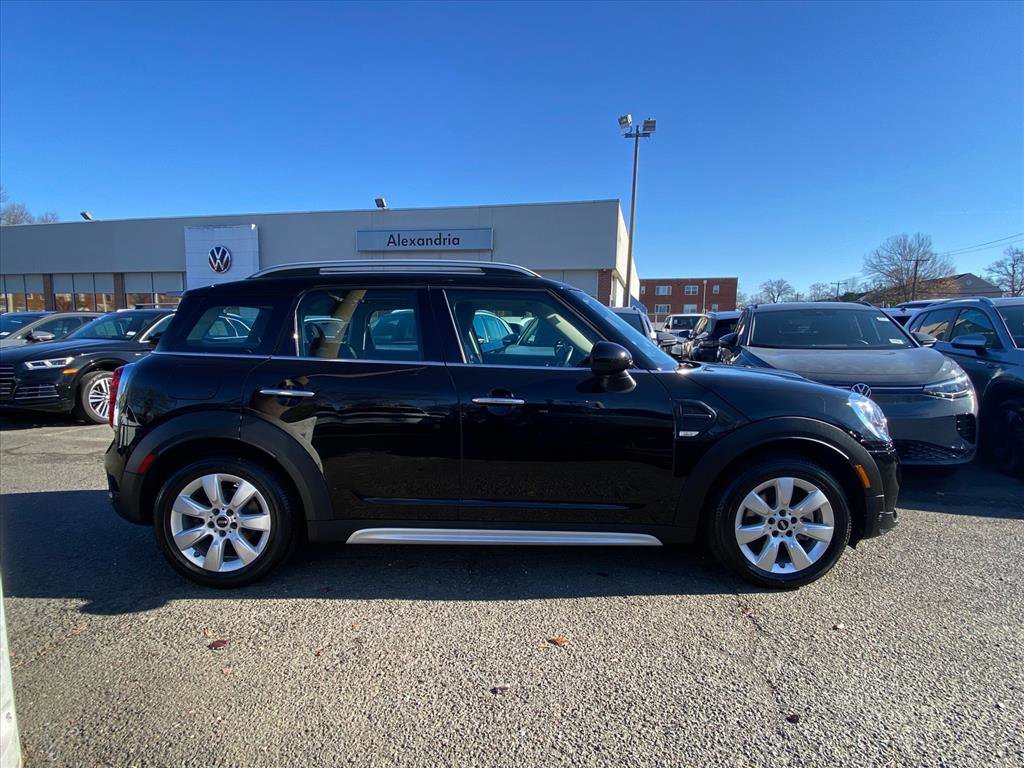 Used 2019 MINI Cooper Countryman image 2