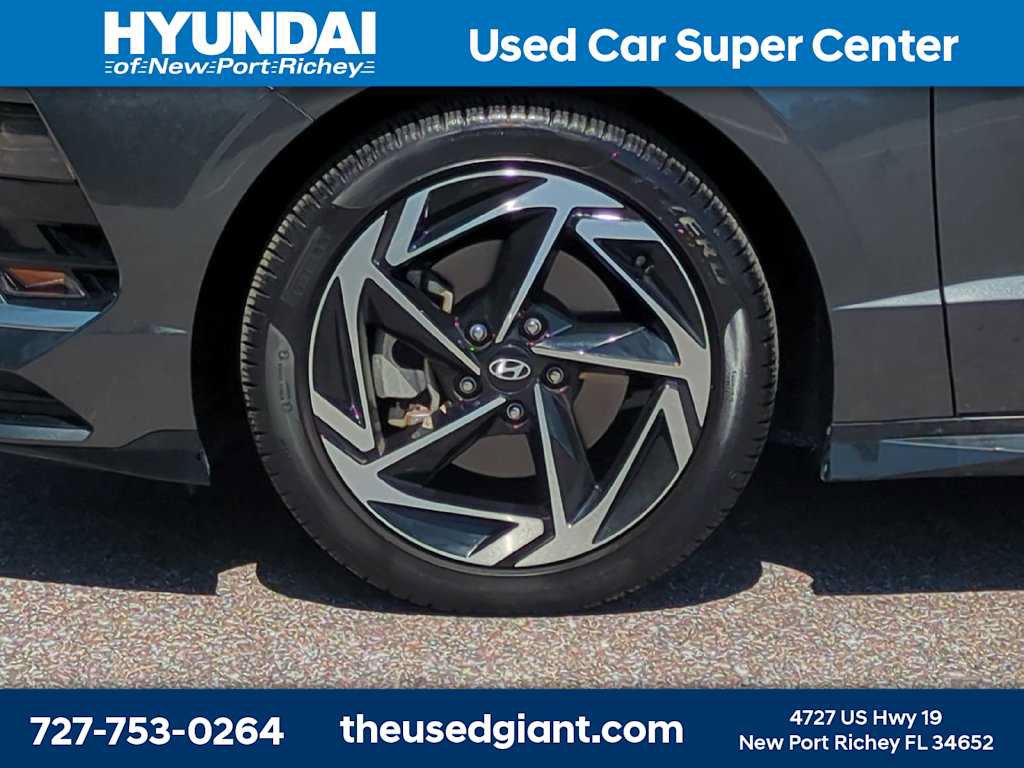 Used 2025 Hyundai Sonata SEL FWD image 10