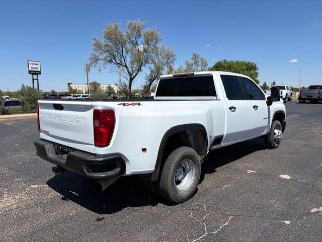 Used 2025 Chevrolet Silverado 3500 W/T AWD/4WD image 5