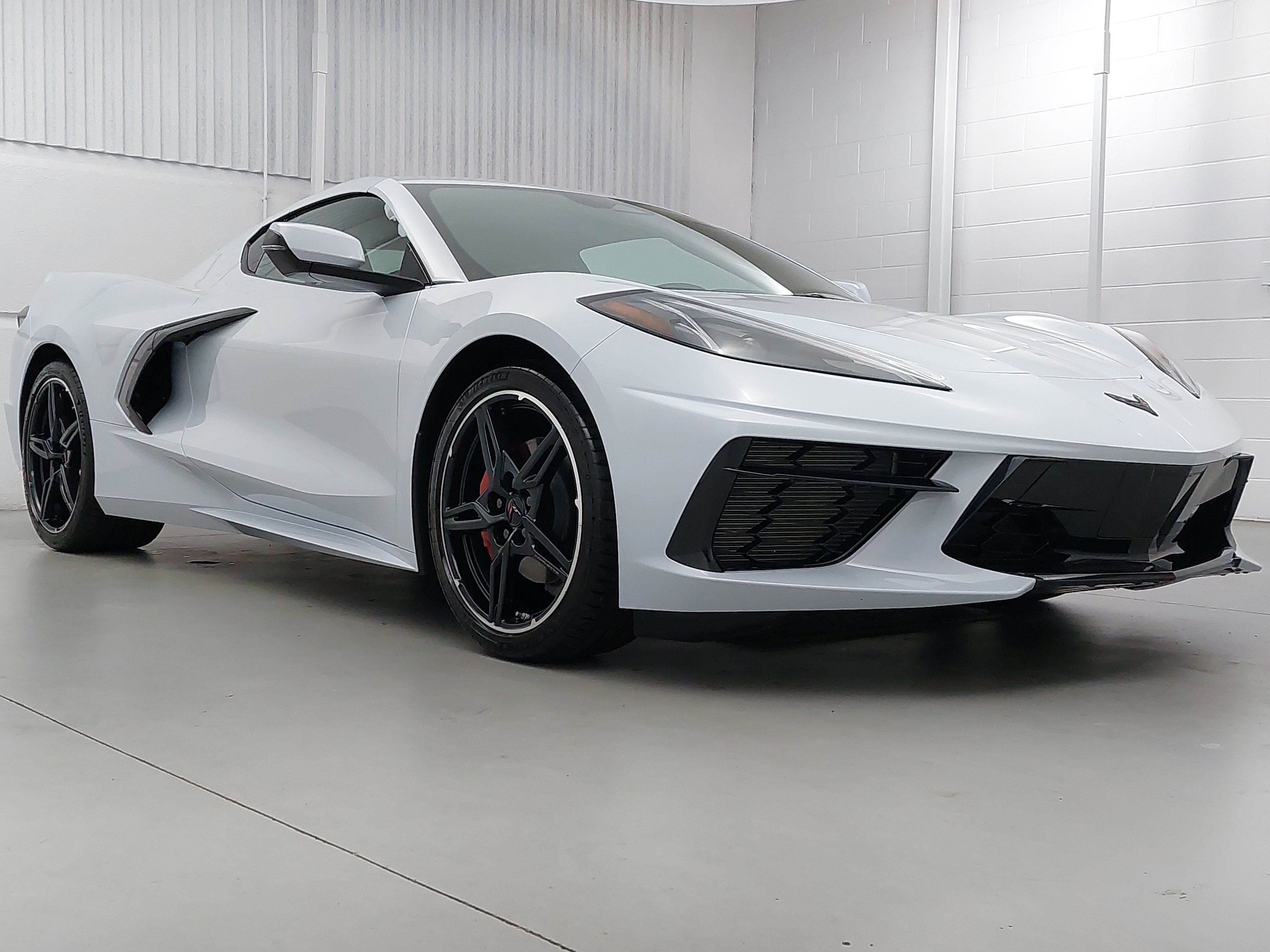 Used 2024 Chevrolet Corvette Stingray w/ Battery Protection Package image 9