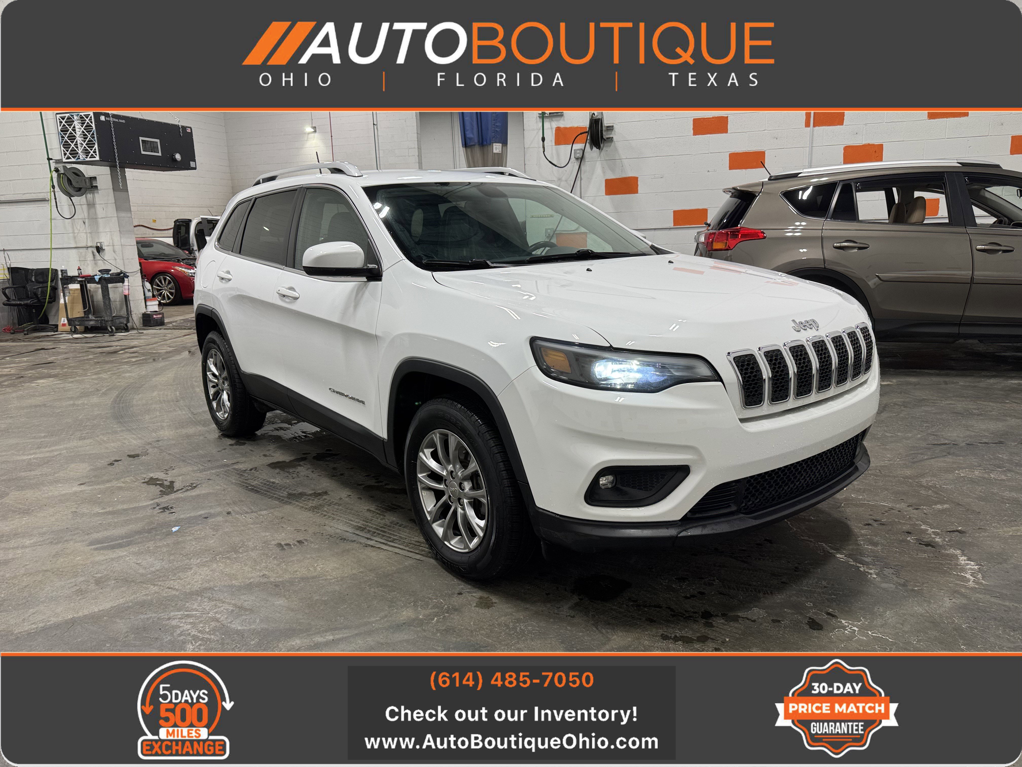 Used 2019 Jeep Cherokee Latitude Plus w/ Cold Weather Group image 1