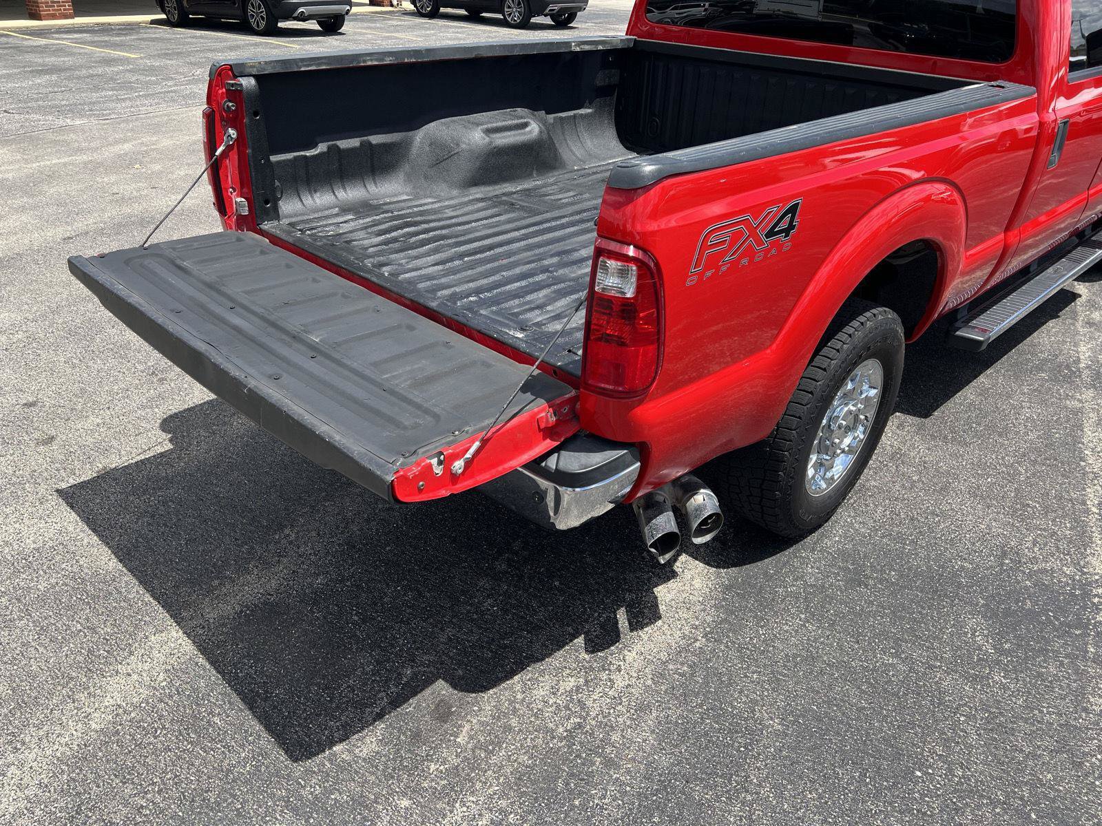Used 2016 Ford F250 XLT w/ XLT Premium Package AWD/4WD image 45