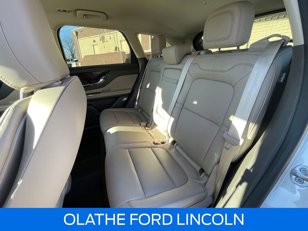 Used 2022 Lincoln Corsair AWD w/ Equipment Group 101A image 24