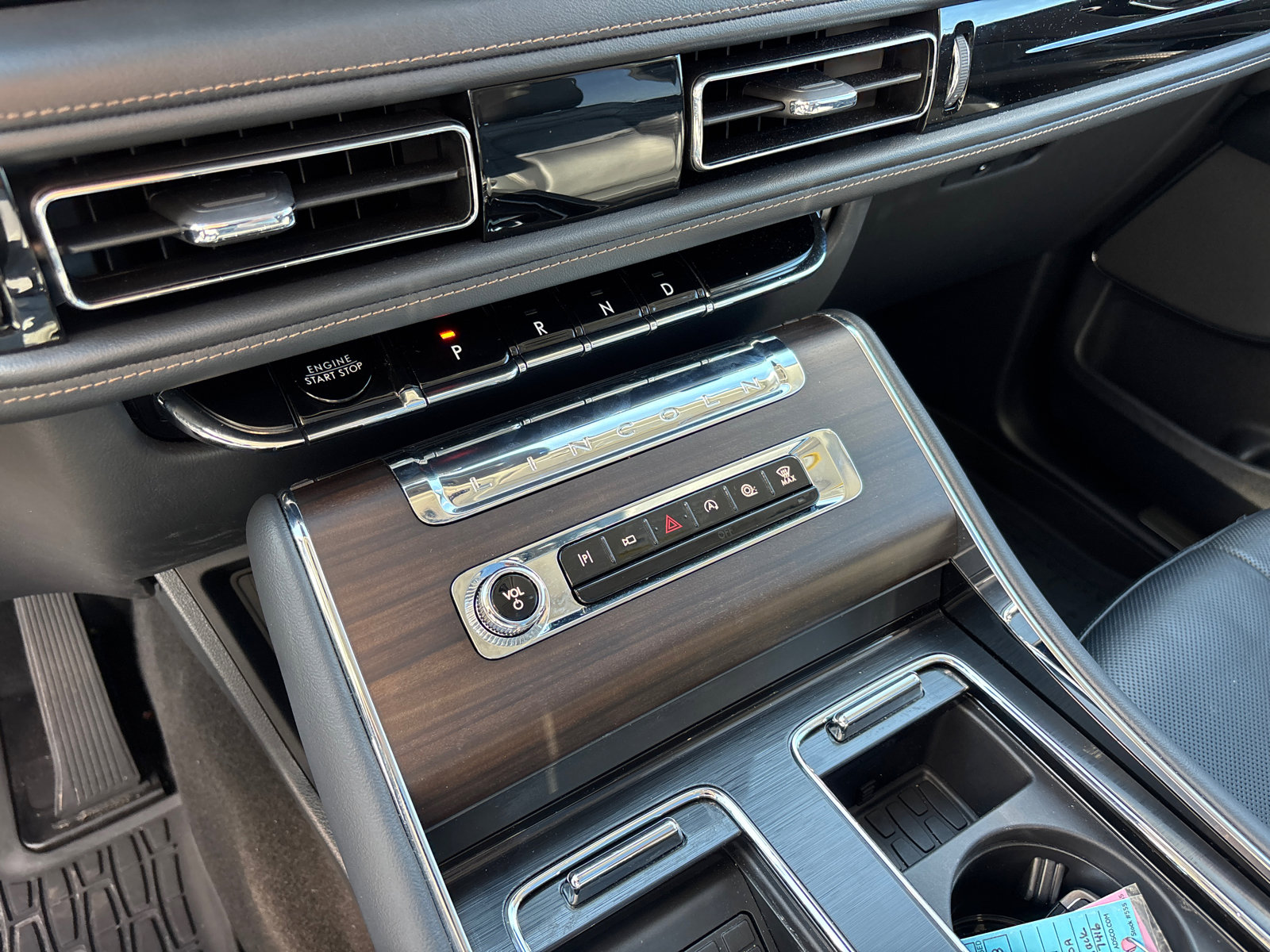 New 2025 Lincoln Aviator Reserve w/ Illumination Package image 24