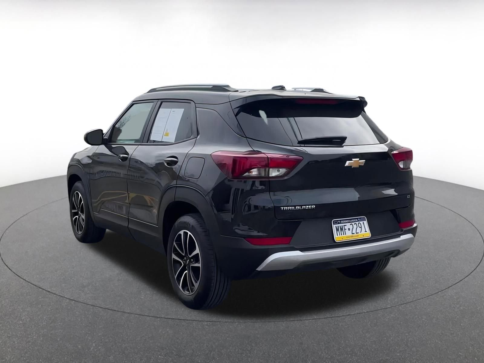 Used 2025 Chevrolet TrailBlazer LT image 11