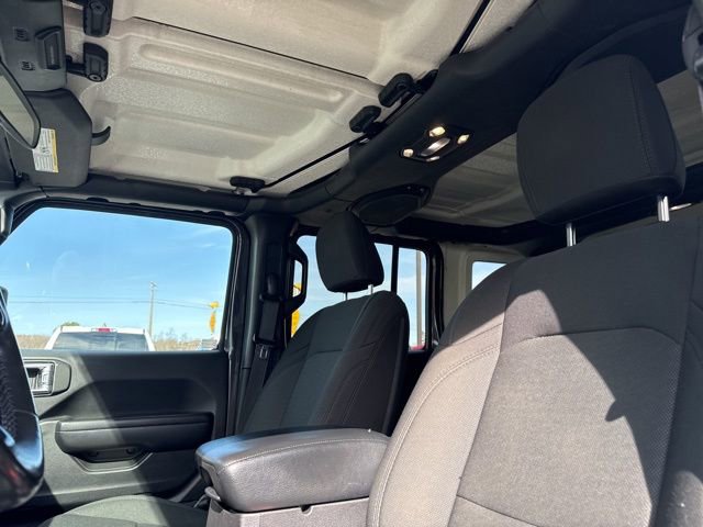 Used 2020 Jeep Wrangler Unlimited Sport image 28