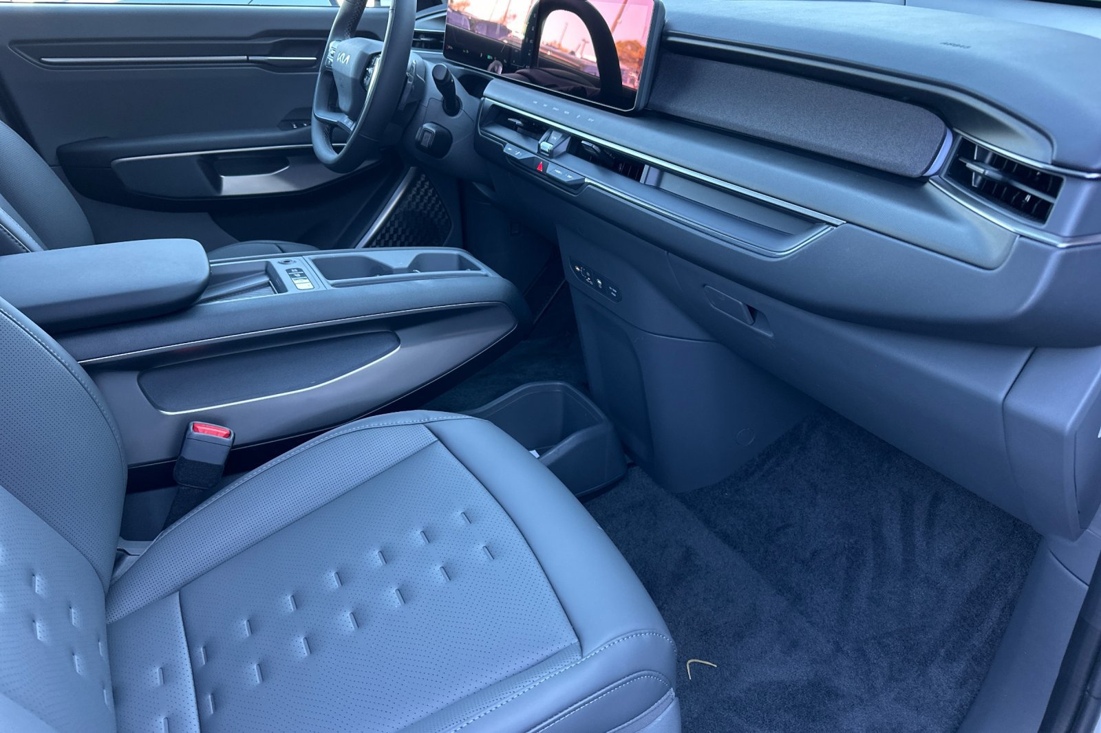 New 2026 Kia EV9 Wind AWD/4WD image 16
