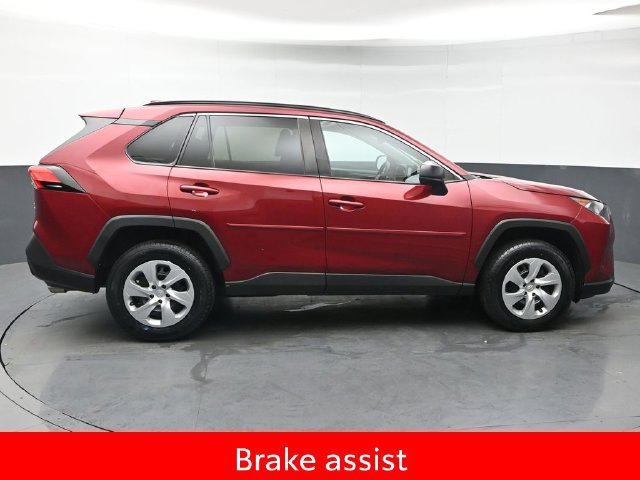 Certified 2021 Toyota RAV4 LE AWD/4WD image 8