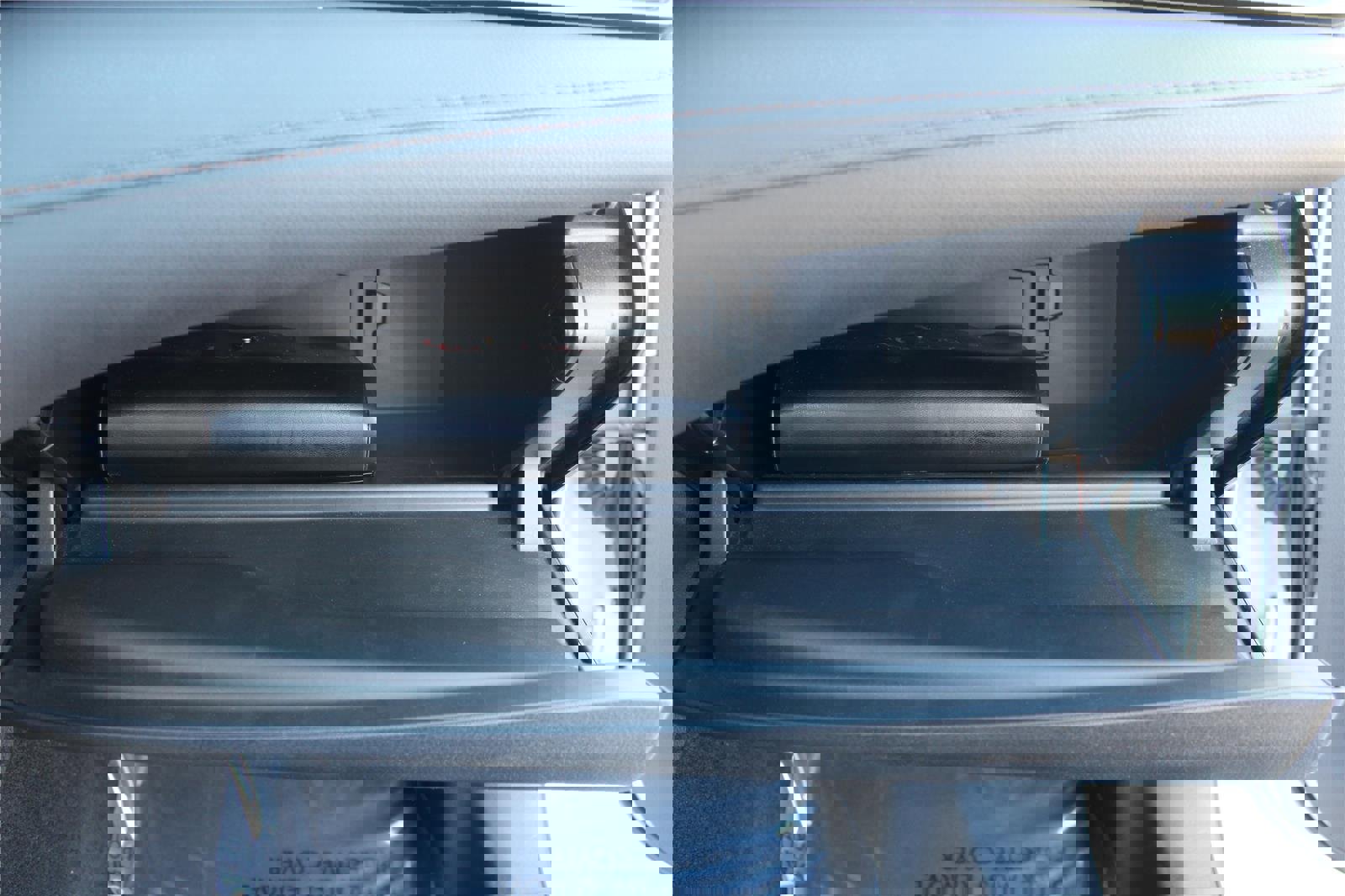 Used 2020 Toyota Camry LE image 47