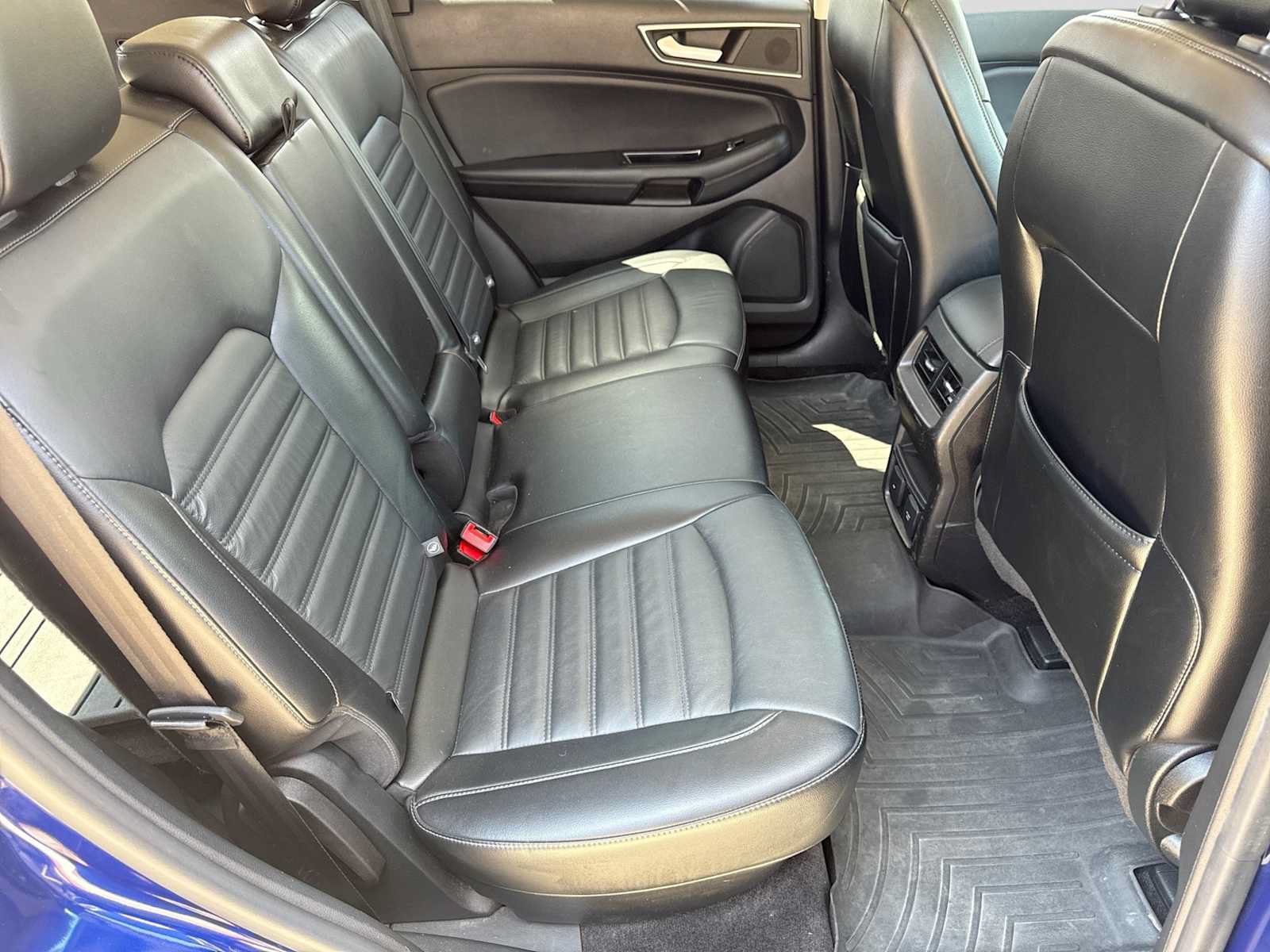 Used 2015 Ford Edge SEL w/ Equipment Group 201A AWD/4WD image 20
