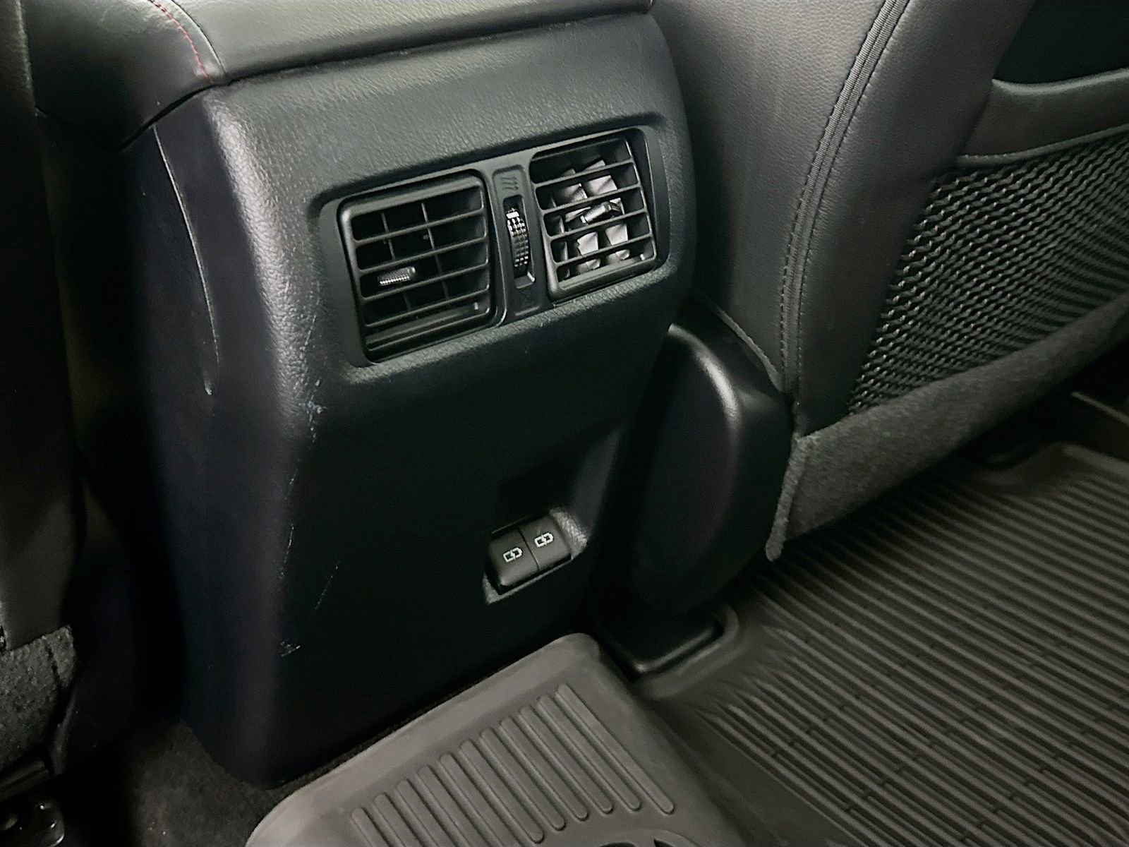Certified 2024 Toyota 4Runner TRD Off-Road Premium w/ Off Road Premium Plus Package AWD/4WD image 26