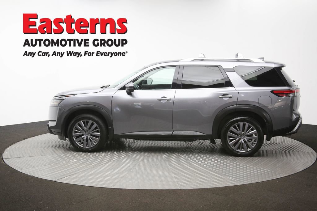 Used 2023 Nissan Pathfinder SL w/ SL Premium Package AWD/4WD image 62