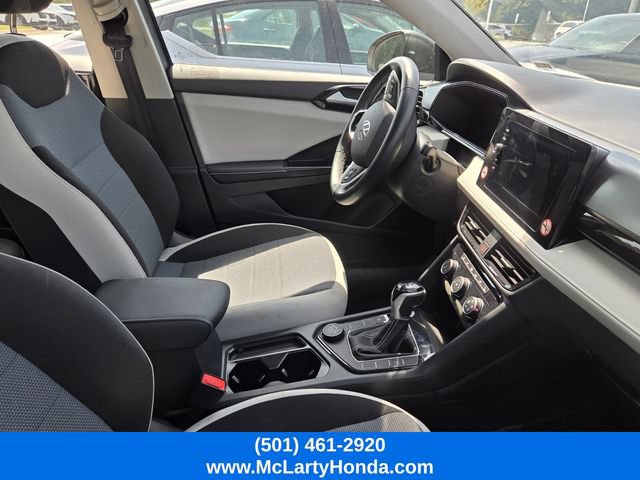 Used 2025 Volkswagen Taos S AWD/4WD image 8