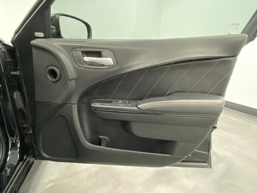 Used 2017 Dodge Charger R/T image 43