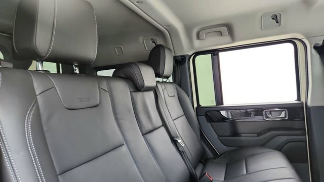 Used 2025 INEOS Grenadier AWD/4WD image 26