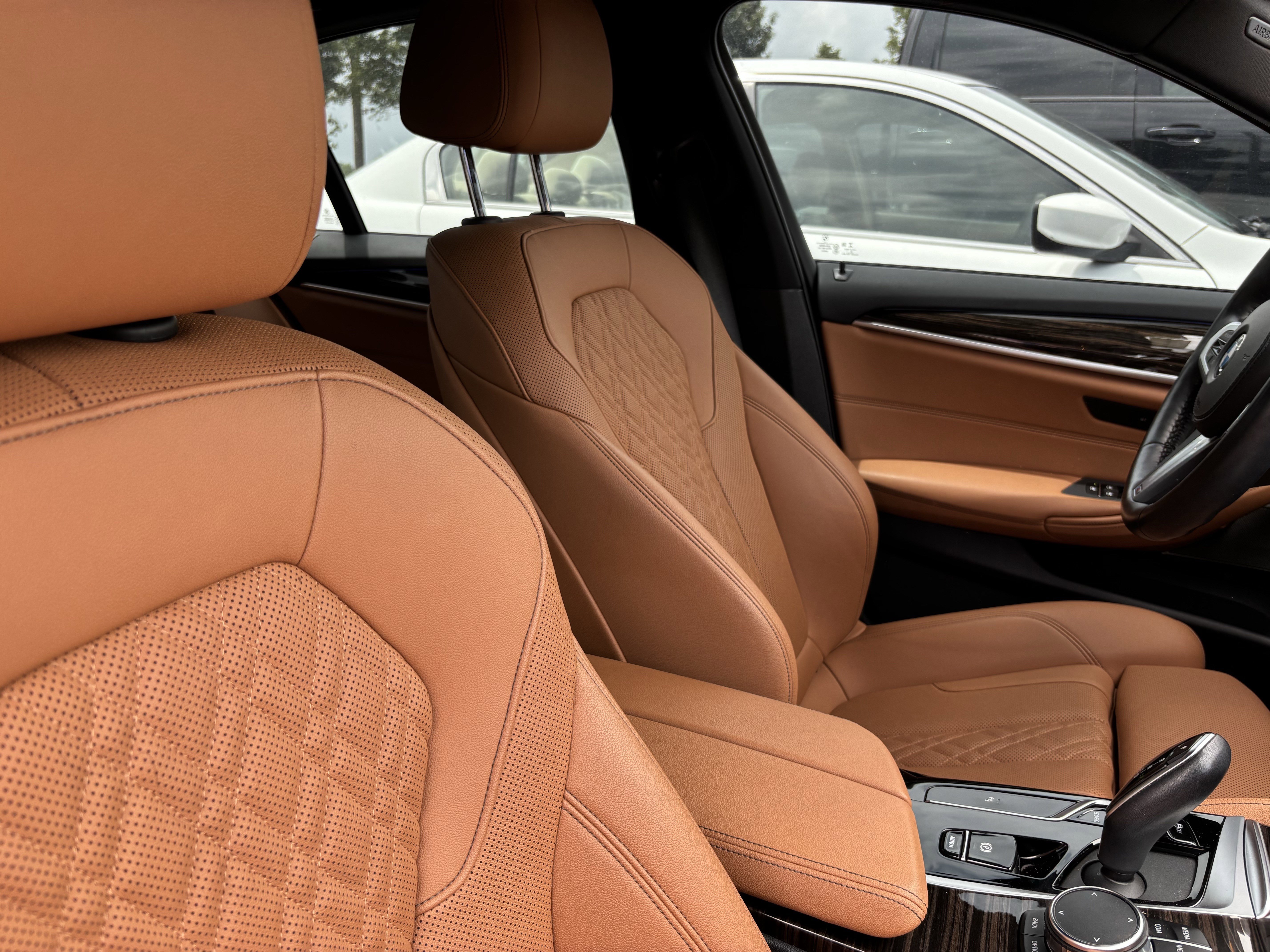 Certified 2023 BMW 540i w/ M Sport Package RWD image 35