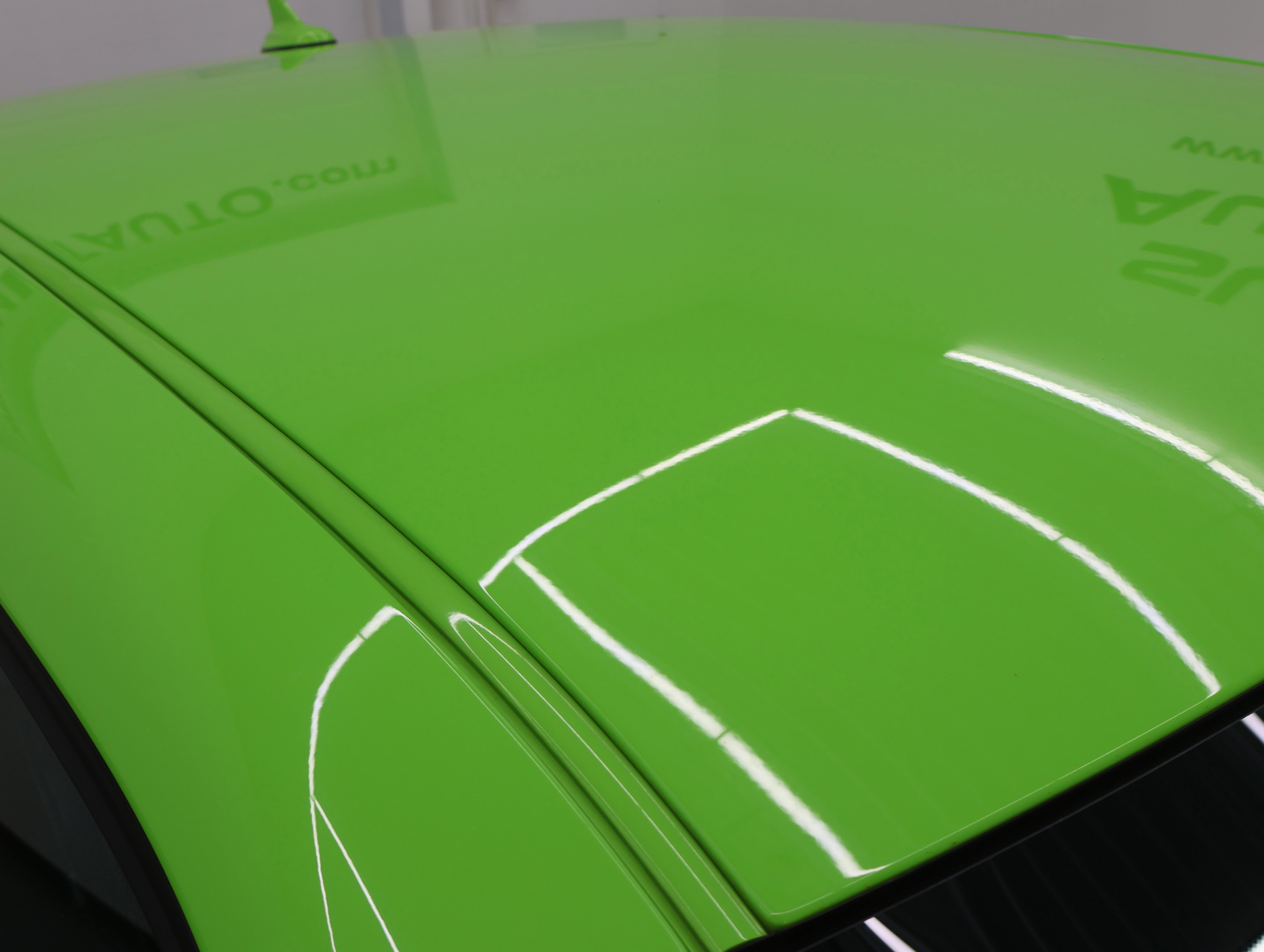 Used 2015 Dodge Challenger SRT Hellcat image 4