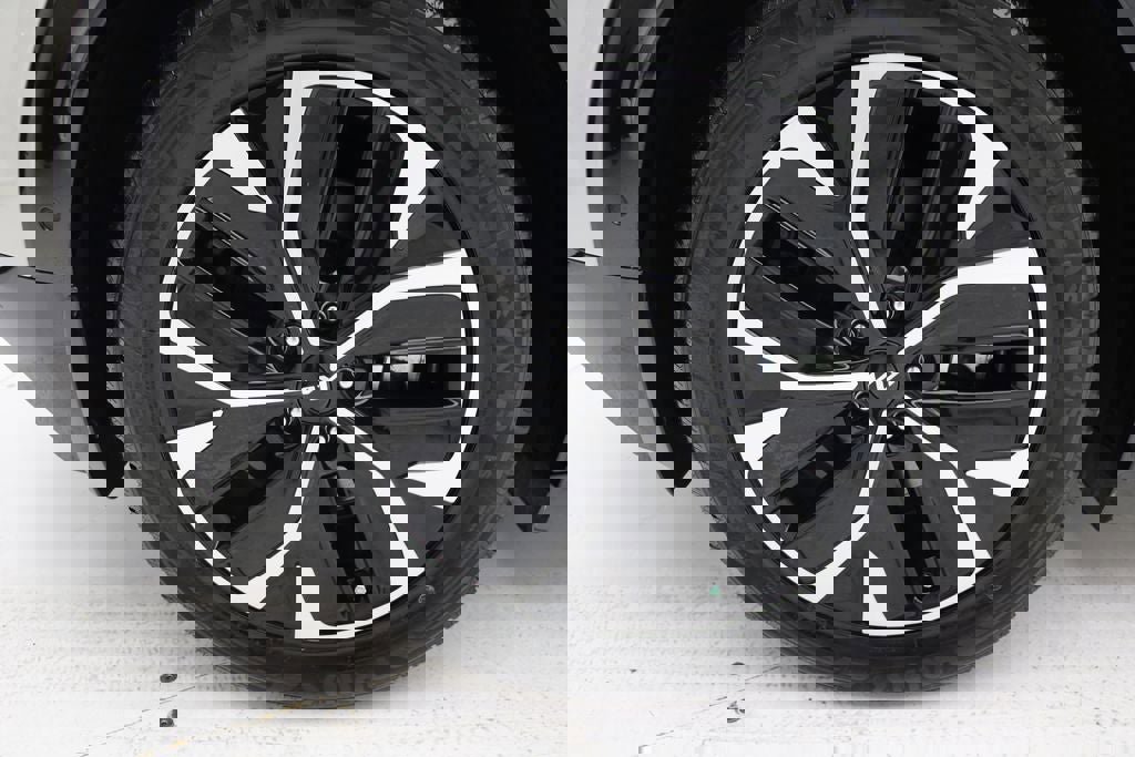 Used 2023 Kia EV6 Wind w/ Wind Technology Package image 9