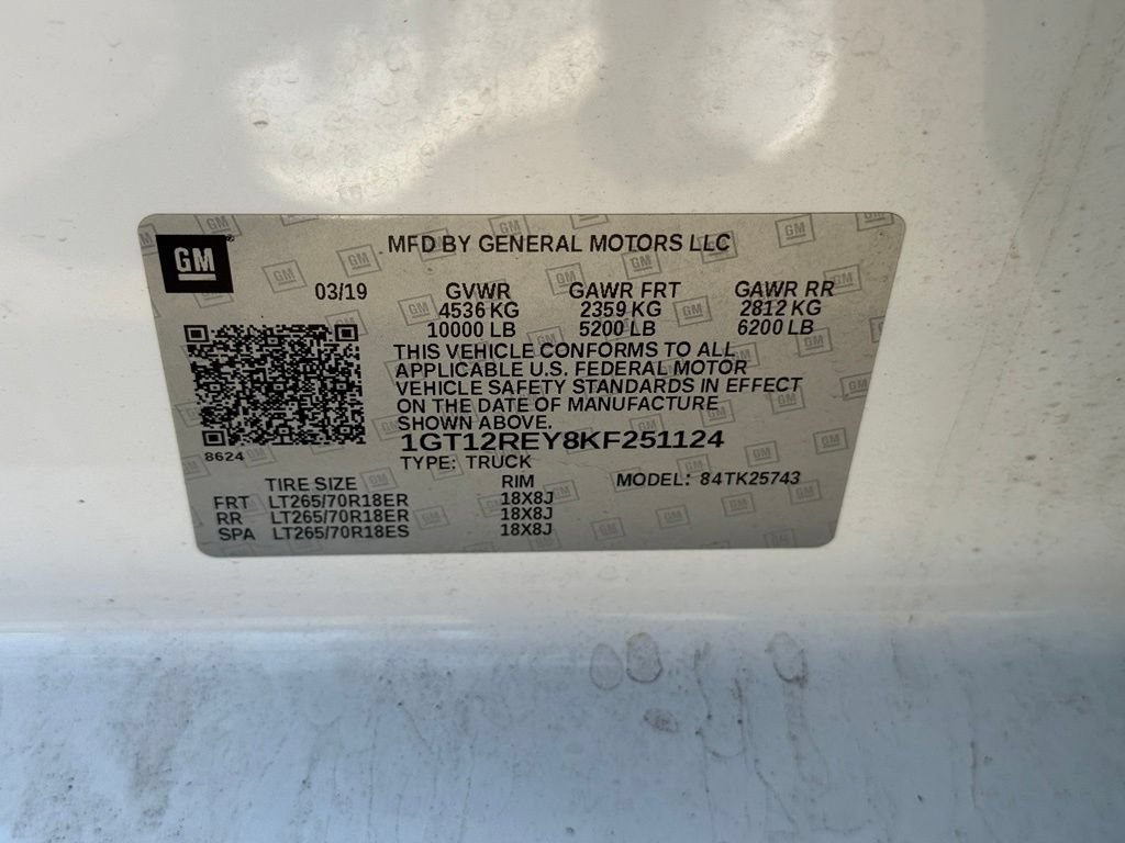 Used 2019 GMC Sierra 2500 SLT w/ Duramax Plus Package AWD/4WD image 11