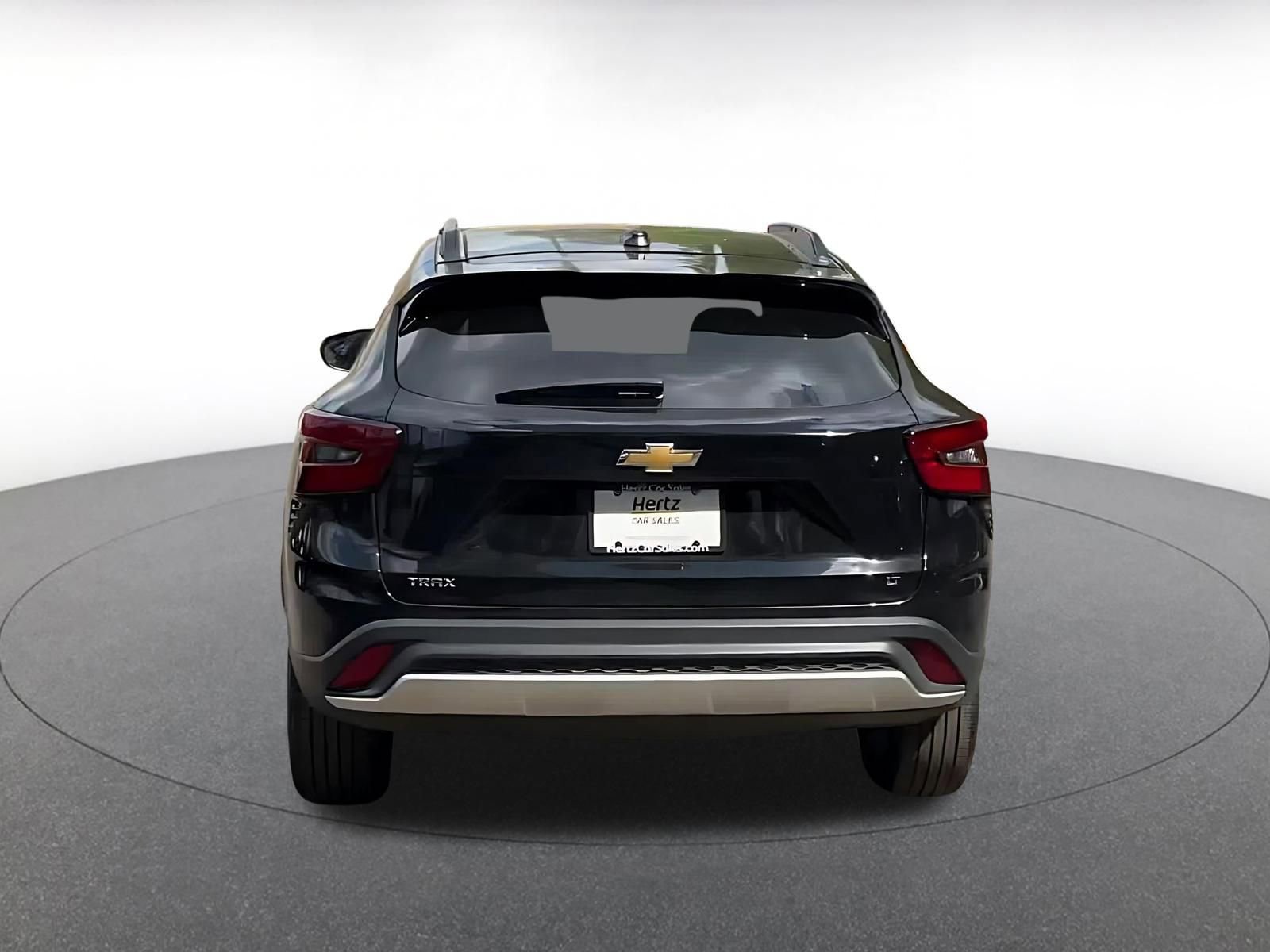 Used 2025 Chevrolet Trax LT image 12