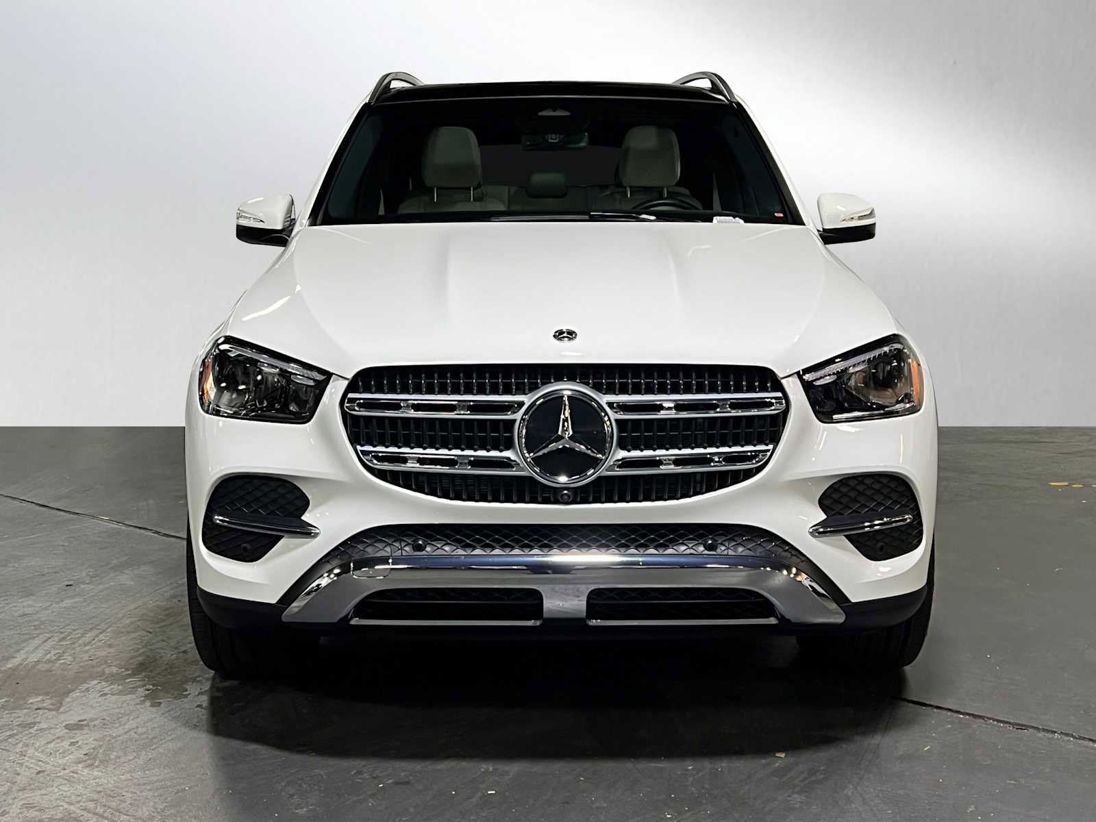 Used 2025 Mercedes-Benz GLE 450 4MATIC image 9
