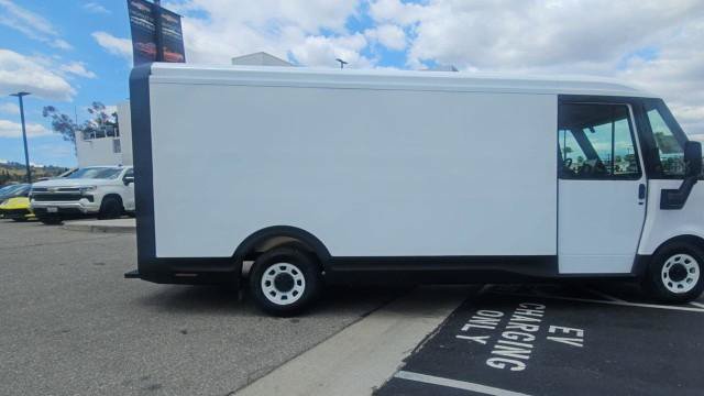 New 2025 Chevrolet Brightdrop 600 FWD image 9