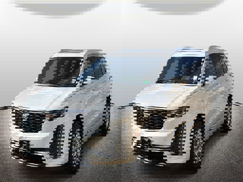 New 2025 Cadillac XT6 Luxury image 5