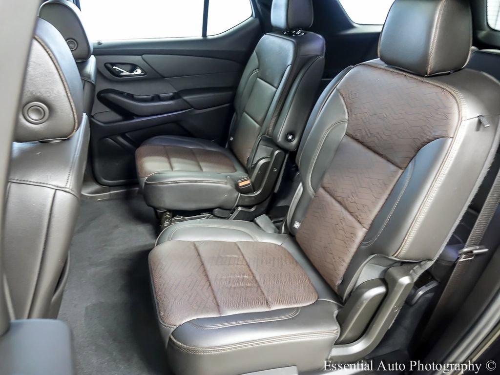 Used 2023 Chevrolet Traverse High Country AWD/4WD image 11
