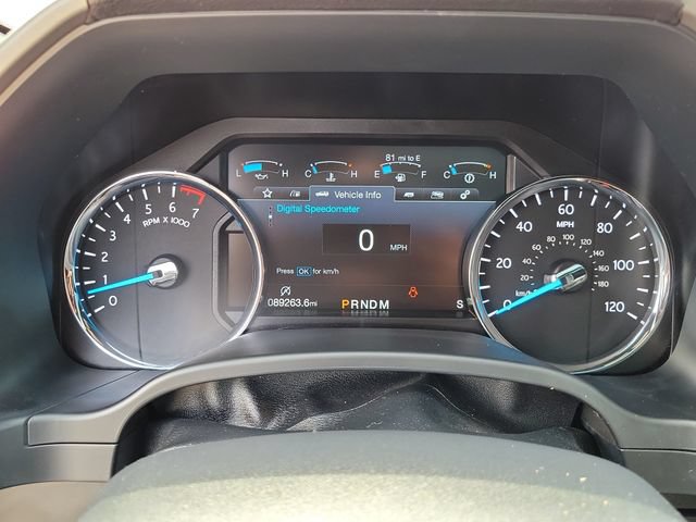 Used 2018 Ford Expedition XLT w/ Equipment Group 202A AWD/4WD image 12