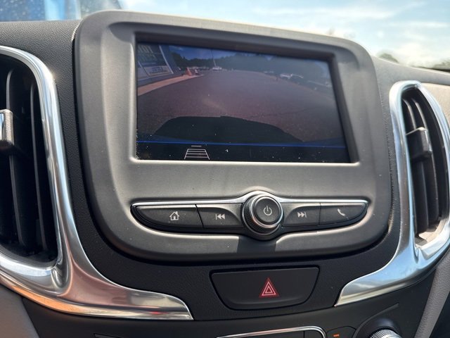 Used 2021 Chevrolet Equinox LS w/ LS Convenience Package image 15