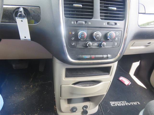 Used 2016 Dodge Grand Caravan SE w/ Quick Order Package 29E SE FWD image 18