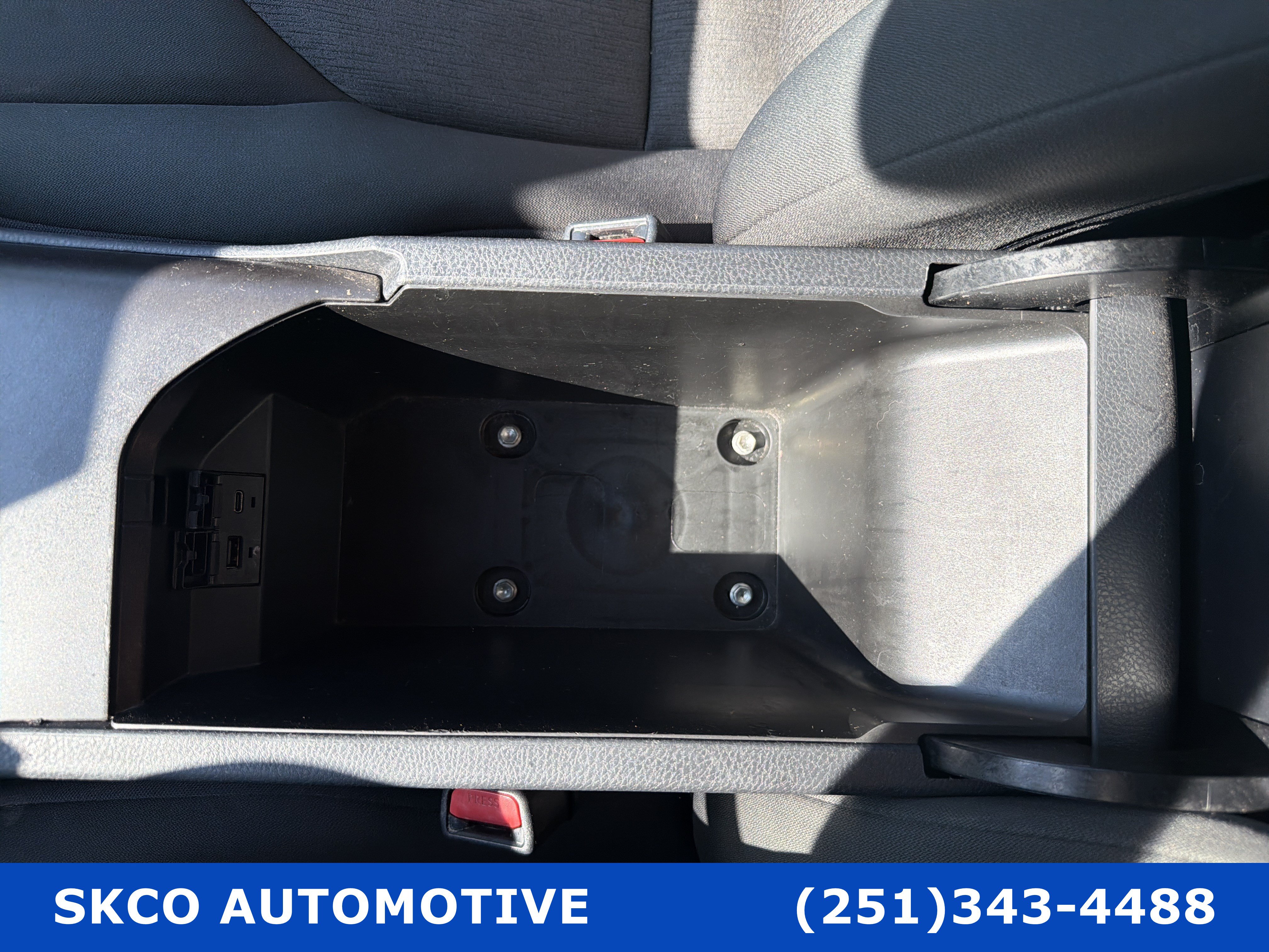 Used 2023 Toyota Camry LE FWD image 25