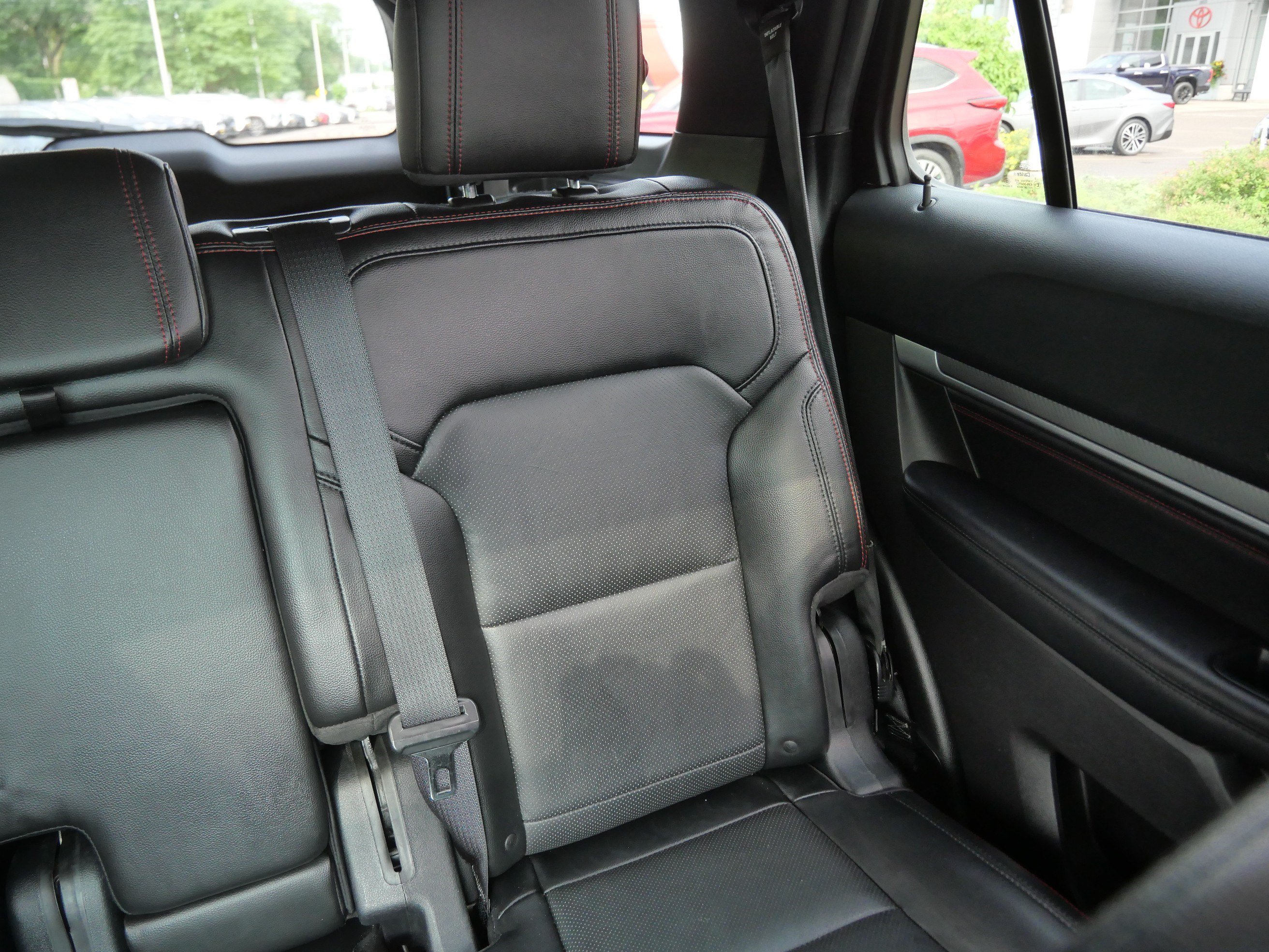 Used 2016 Ford Explorer Sport AWD/4WD image 14