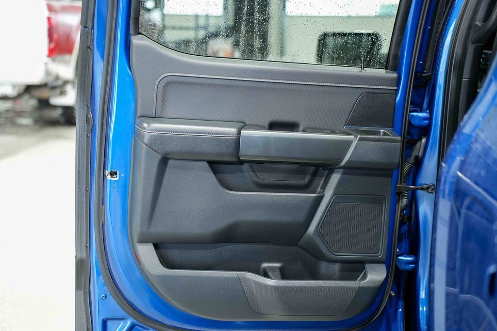 Used 2022 Ford F150 XLT w/ Equipment Group 302A High image 16