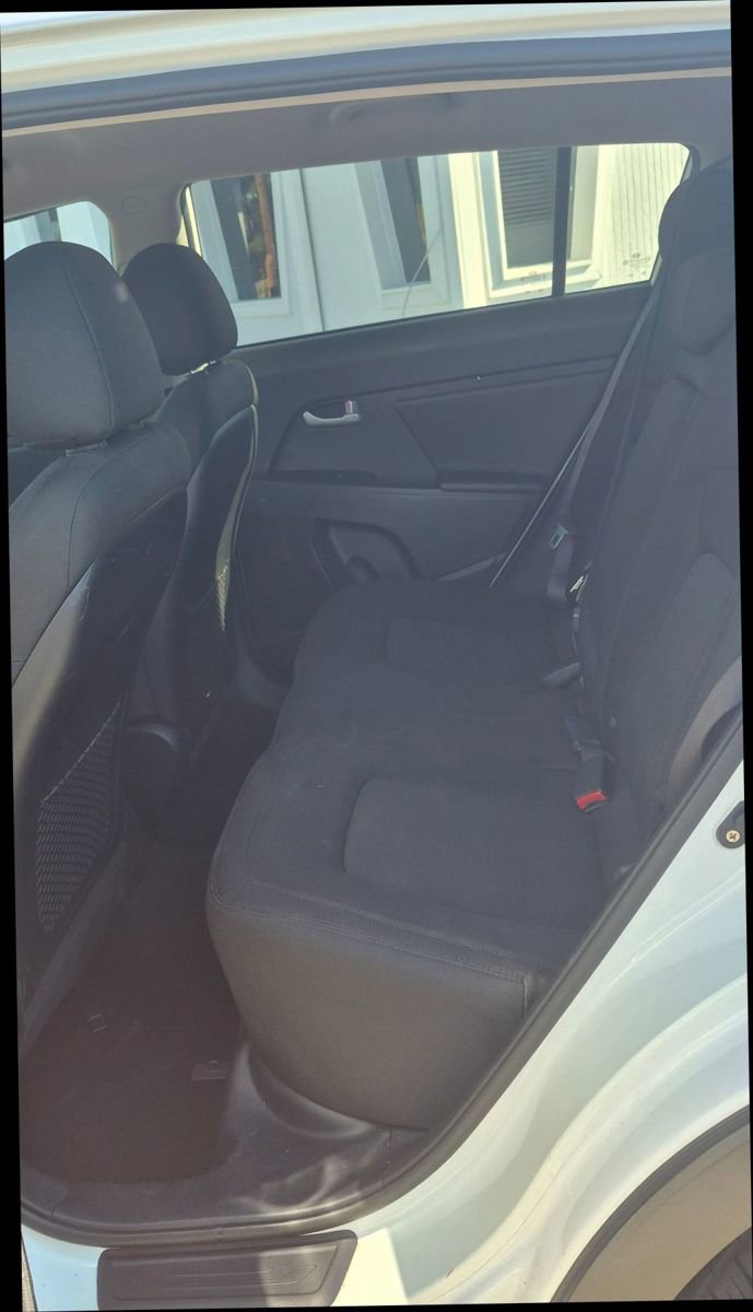 Used 2013 Kia Sportage LX image 10