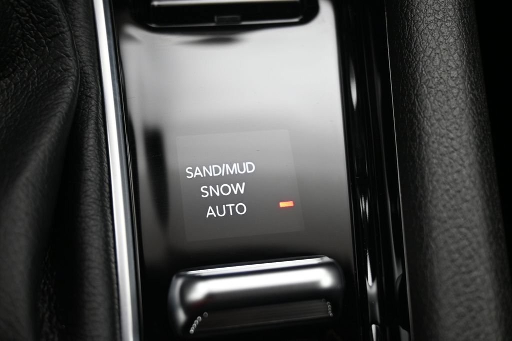 New 2026 Jeep Compass Latitude AWD/4WD image 14