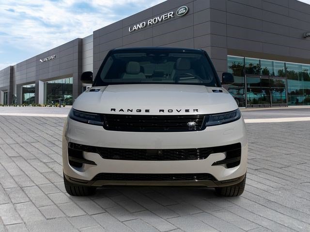 Used 2024 Land Rover Range Rover Sport SE AWD/4WD image 8