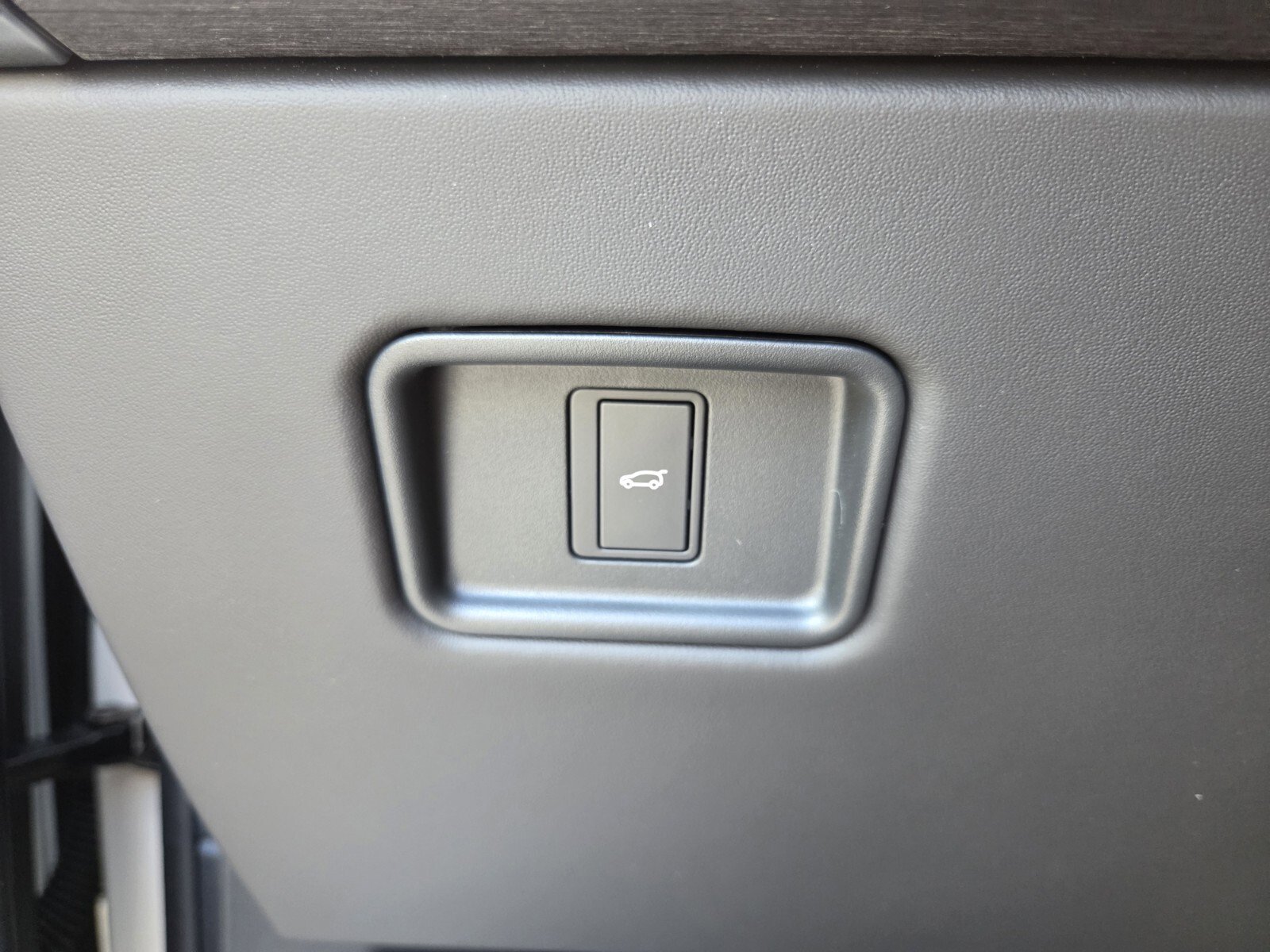 New 2025 Land Rover Range Rover SE image 22