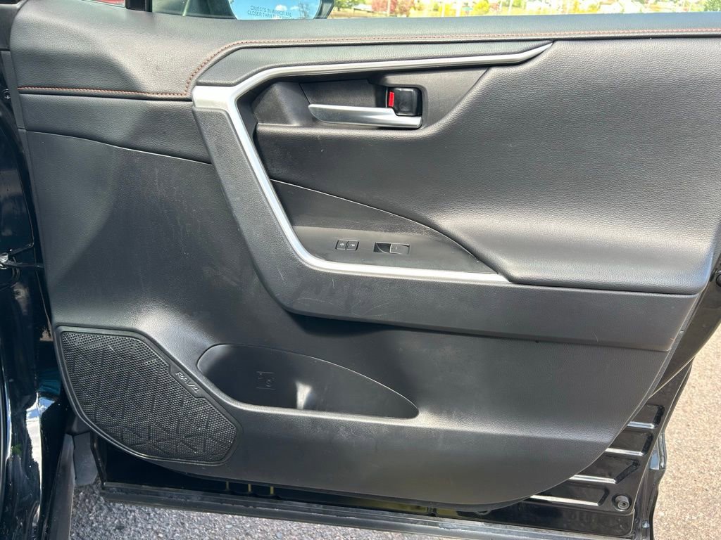 Used 2023 Toyota RAV4 Adventure image 35