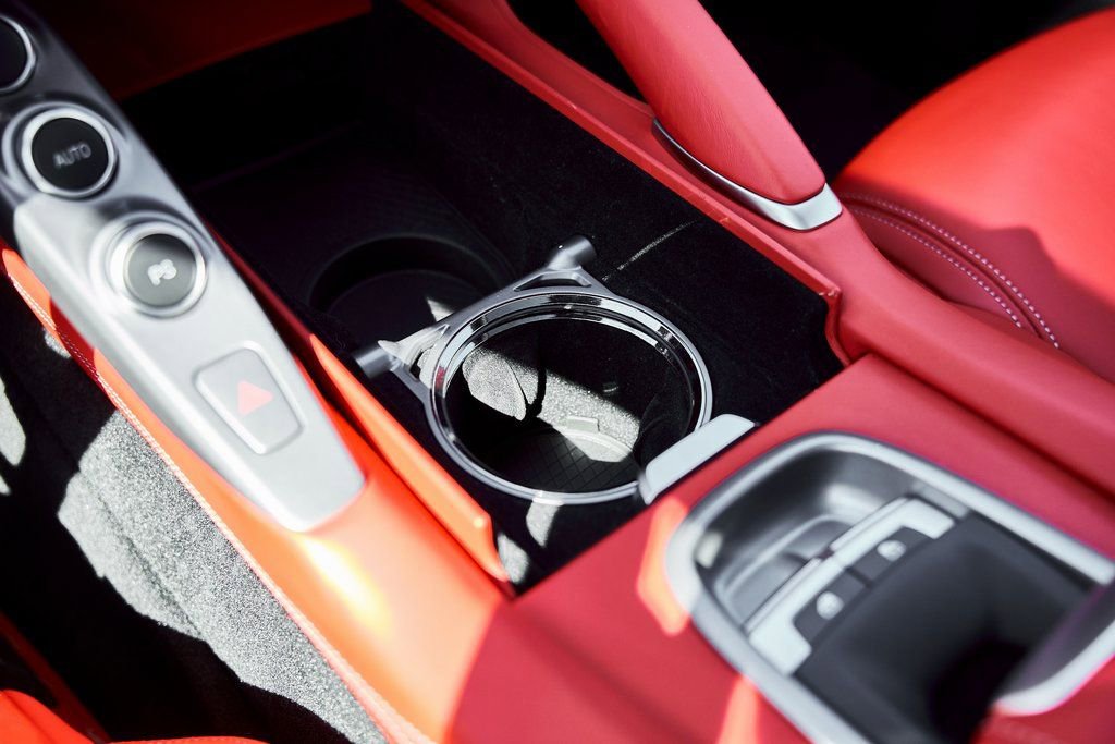 Used 2020 Ferrari GTC4Lusso AWD/4WD image 68