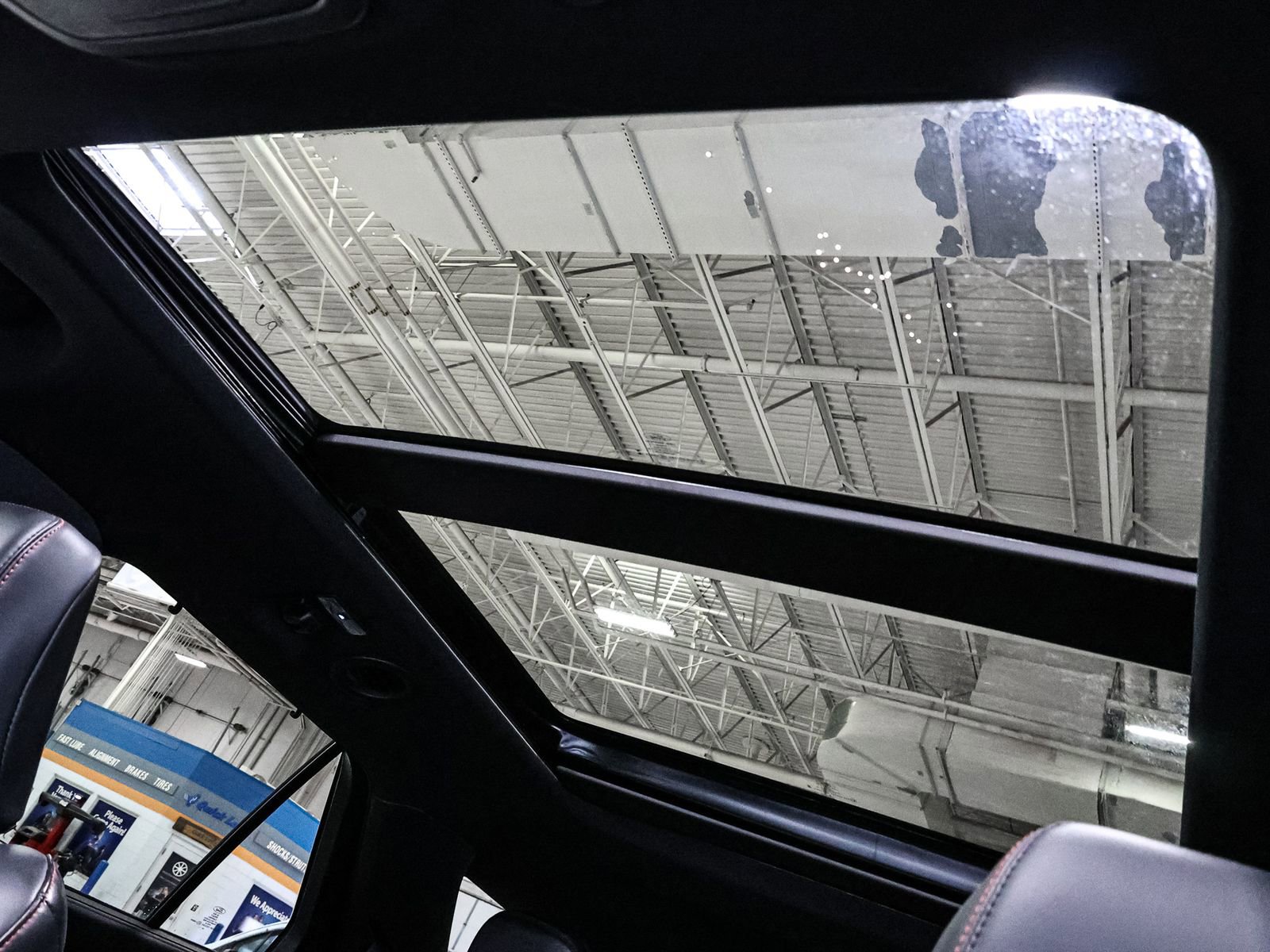 Certified 2025 Ford Explorer ST image 41