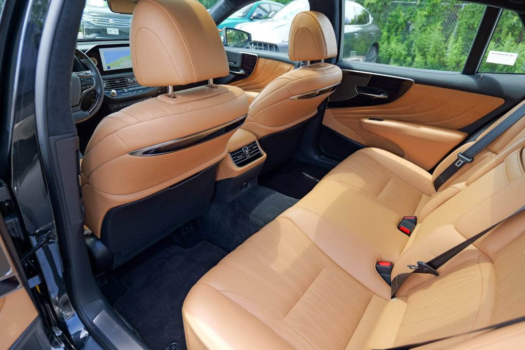 Used 2024 Lexus LS 500 AWD w/ Interior Upgrade Package image 26