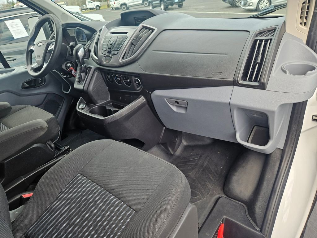 Used 2018 Ford Transit 350 XLT image 30