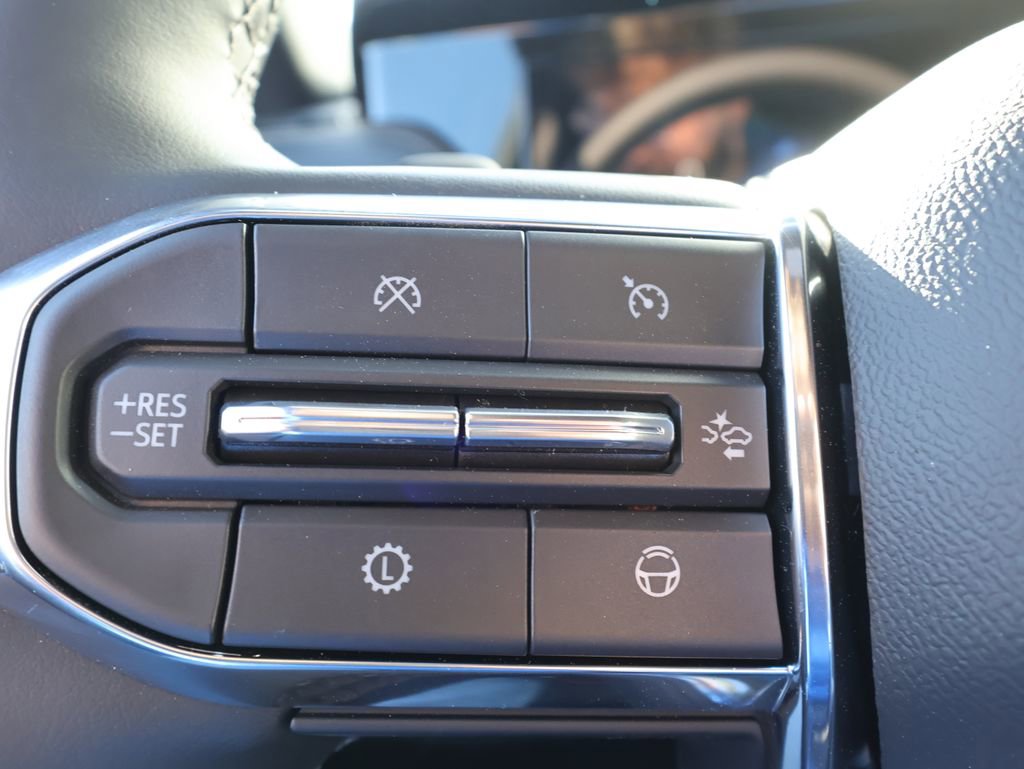 New 2026 GMC Yukon XL Elevation w/ LPO, Elevation Black Package image 18