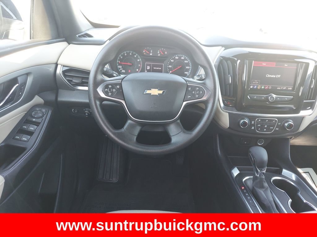Used 2022 Chevrolet Traverse LS AWD/4WD image 14