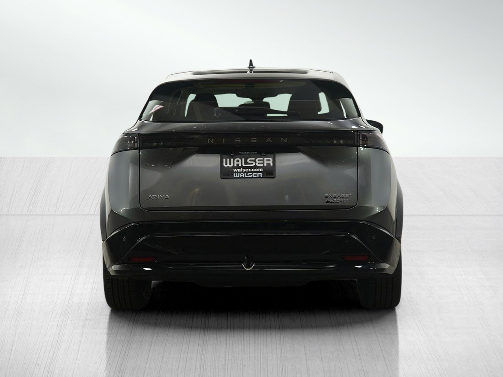 Used 2024 Nissan Ariya AWD image 4