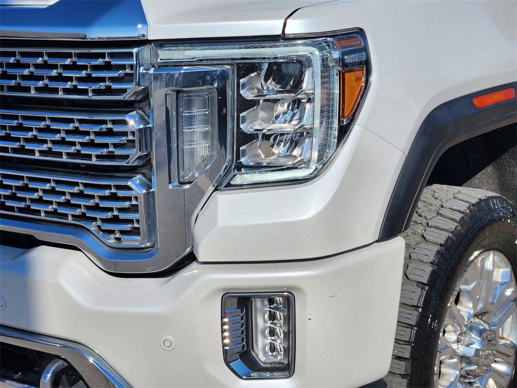 Used 2022 GMC Sierra 2500 Denali w/ Denali Ultimate Package image 8