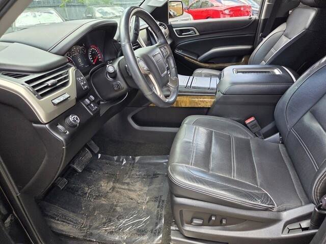 Used 2016 GMC Yukon Denali w/ Open Road Package image 5